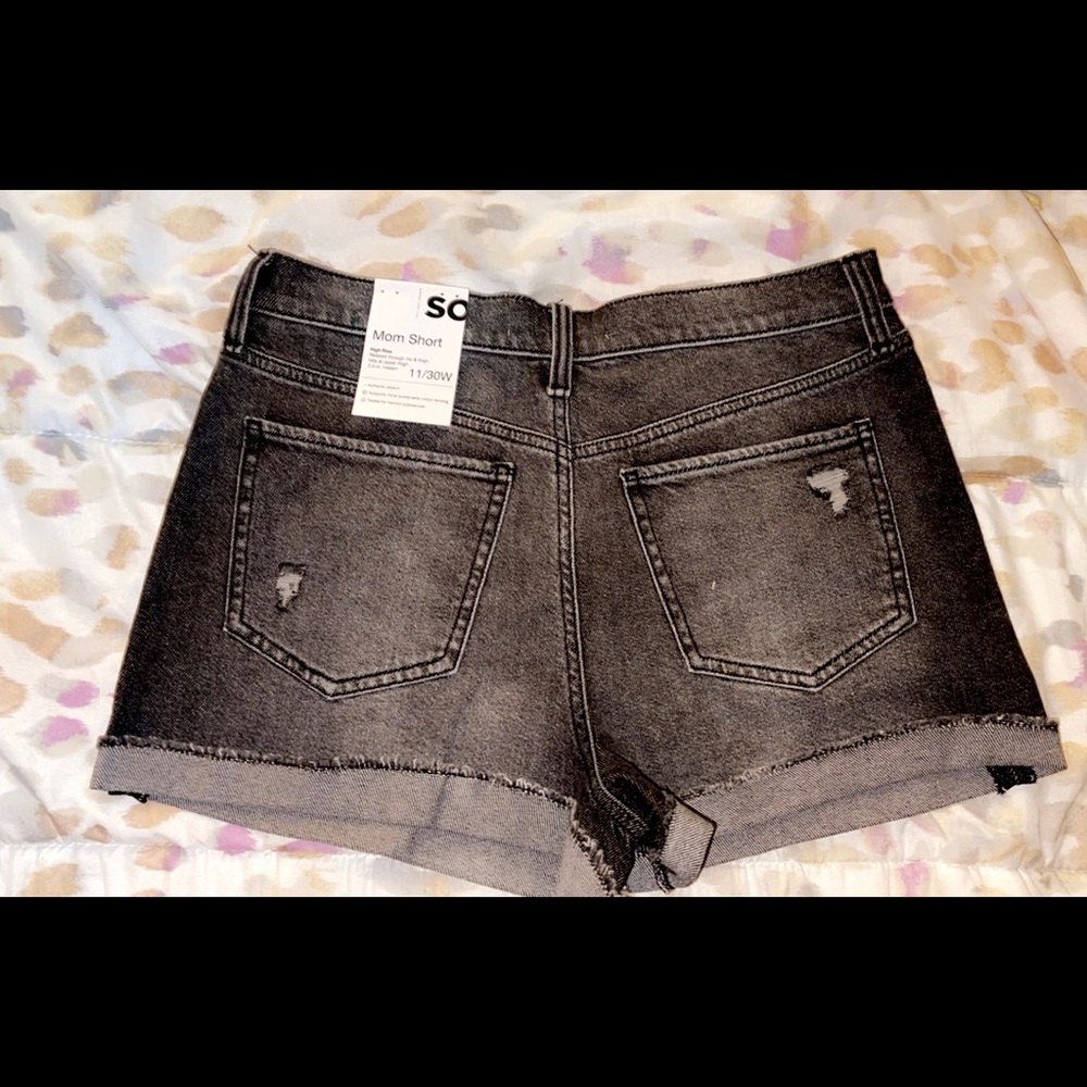 SO High Rise Mom Shorts - Picture 3 of 3